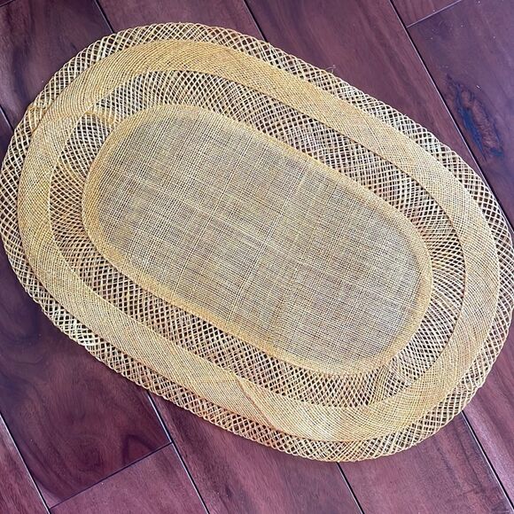 Set of 4 Vintage Bright Yellow Abaca Fiber Placemats - Picture 8 of 8